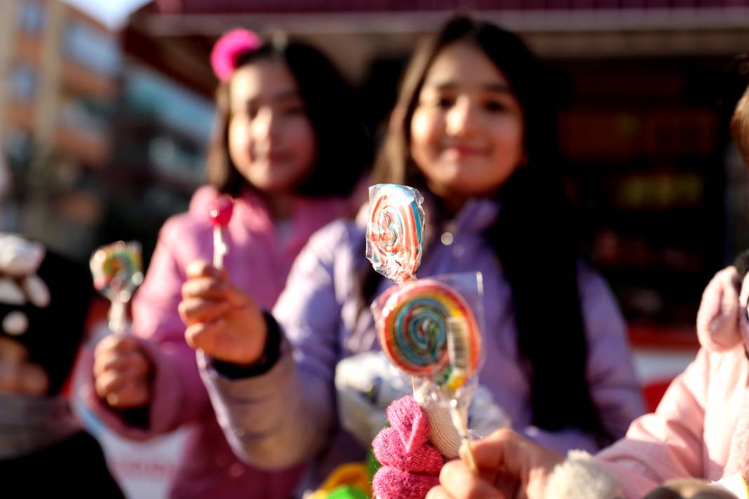 Konya'nın minikleri şivlilik coşkusuyla sokakları şenlendirdi 22